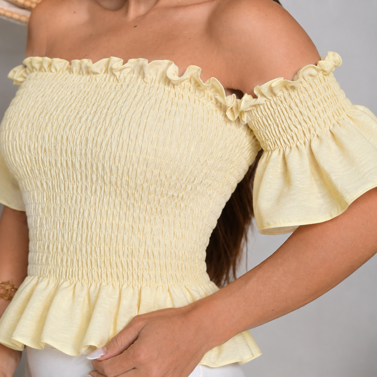 Cropped Laise - Com manga / Liso